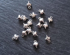 20 or 100 Tiny Hollow Heart Charms Silver Tone Alloy 9x6mm - ContentedCatz