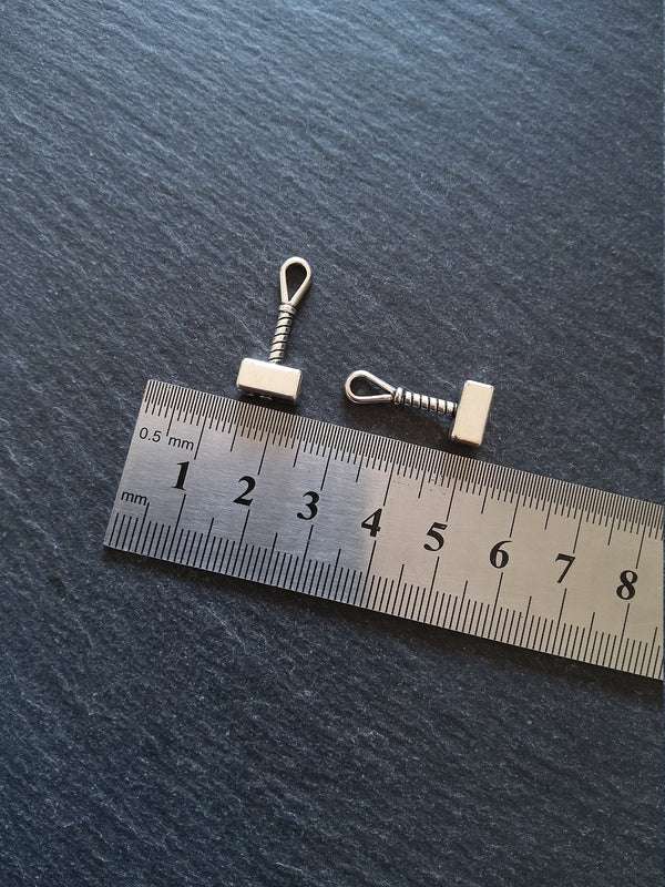 8 or 40 Hammer Charms Antique Silver Tone Alloy 23x10x4.6mm - ContentedCatz