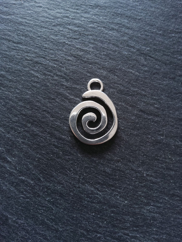 2 or 10 Round Swirl Pendants Silver Tone 32x24mm - ContentedCatz