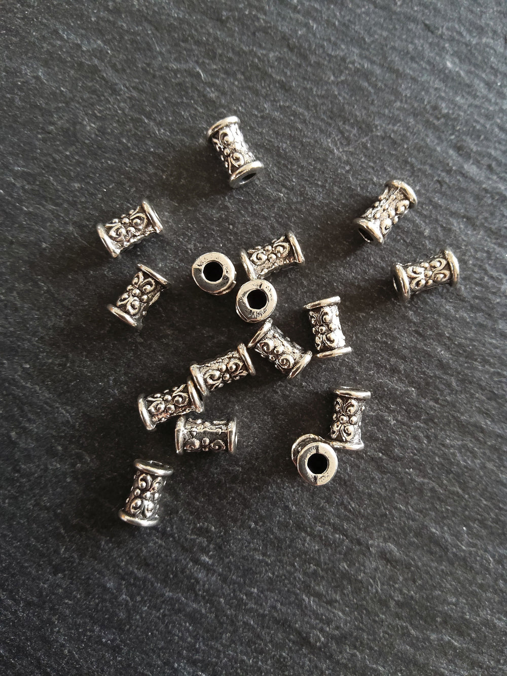 20 or 100 Antique Silver Tone Patterned 7x5mm Tube Column Beads Hole: 2mm - ContentedCatz