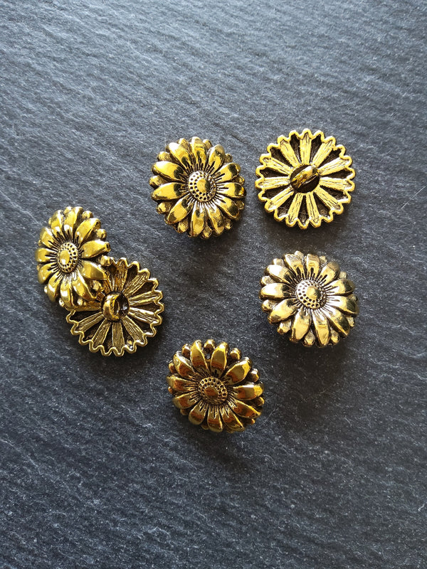 6 or 30 Flower Metal Shank Buttons Antique Gold Tone 18mm (6/8") Fasteners - ContentedCatz