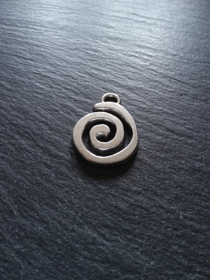 2 or 10 Round Swirl Pendants Silver Tone 32x24mm - ContentedCatz