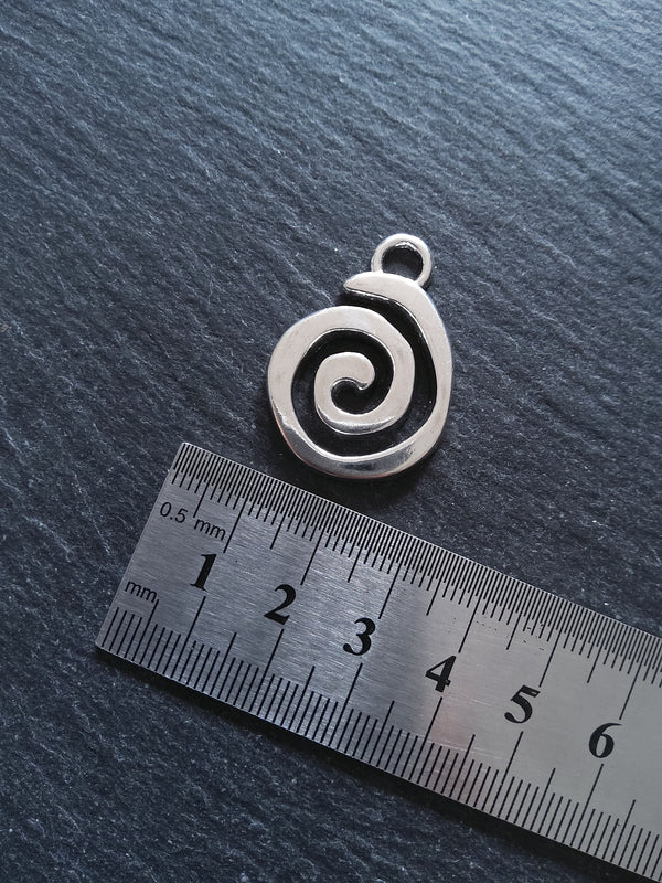 2 or 10 Round Swirl Pendants Silver Tone 32x24mm - ContentedCatz