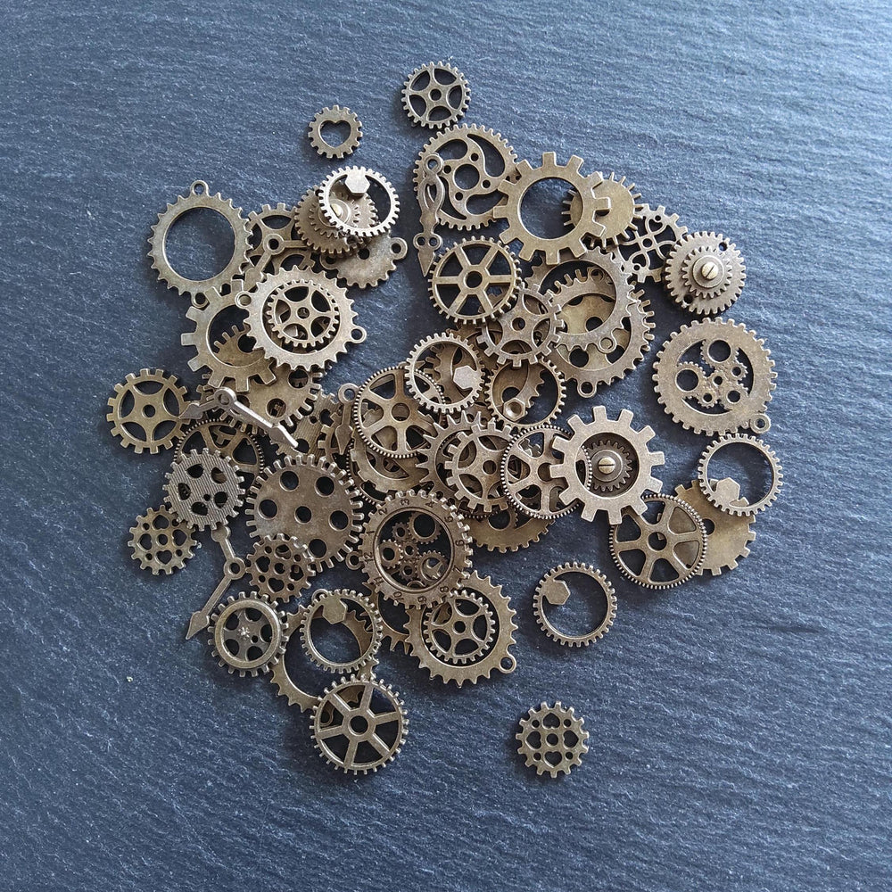 The Antique Bronze Steampunk Collection - 100g of Clock Cog Gear Charms