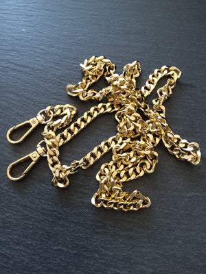 Lightweight Gold Tone Aluminium Chain Bag Strap with Clasps 63 inches (160cm) Long. 7mm Wide