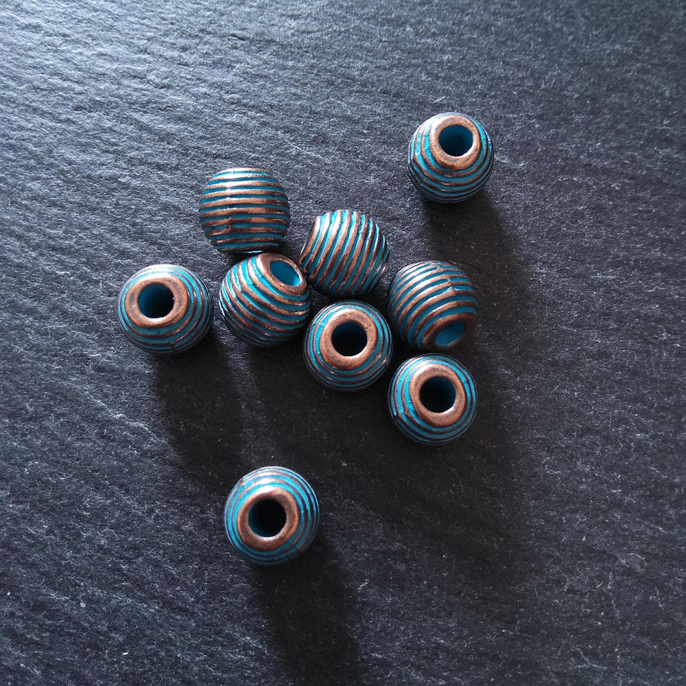 6 or 30 Patterned 9.5mm Round Banded Beads Antique Copper Tone Alloy with Blue Patina 9.5x8.5x8.5mm Hole: 3.2mm