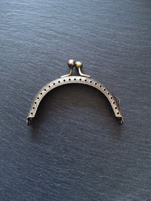Patterned Antique Bronze 8.5cm Metal Arch Frame Kiss Clasp For Purse Bag (3 3/8 inch)