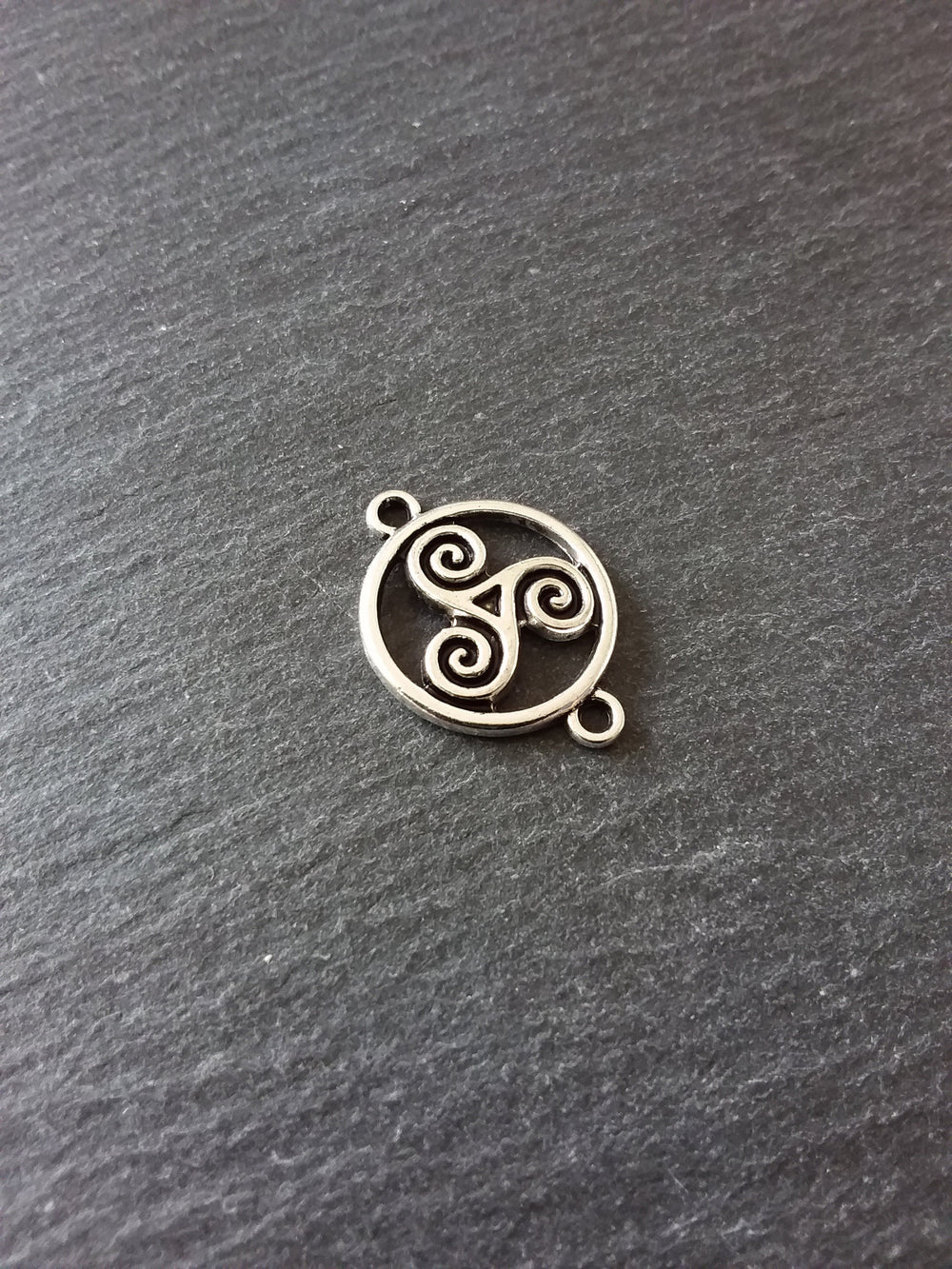 6 or 30 Triple Spiral Triskelion Celtic Connector Charms Antique Silver Alloy 28x20mm