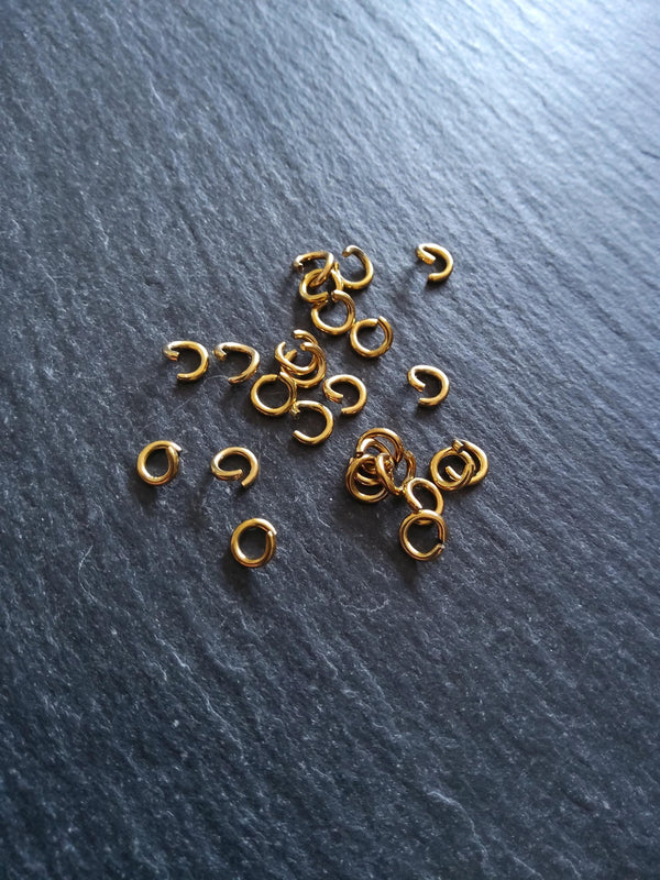 20 or 100 Real 18K Gold Ion Plated 5mm Diameter Strong Stainless Steel Jump Rings 0.8mm (20 Gauge) Inner Diameter: 3.1mm