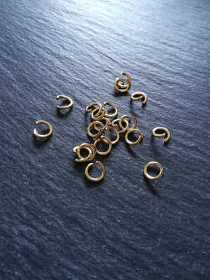40 or 200 Genuine 14K Gold Plated 6mm Diameter Strong Stainless Steel Jump Rings 1mm (18 Gauge)