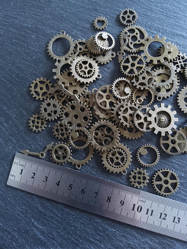 The Antique Bronze Steampunk Collection - 100g of Clock Cog Gear Charms