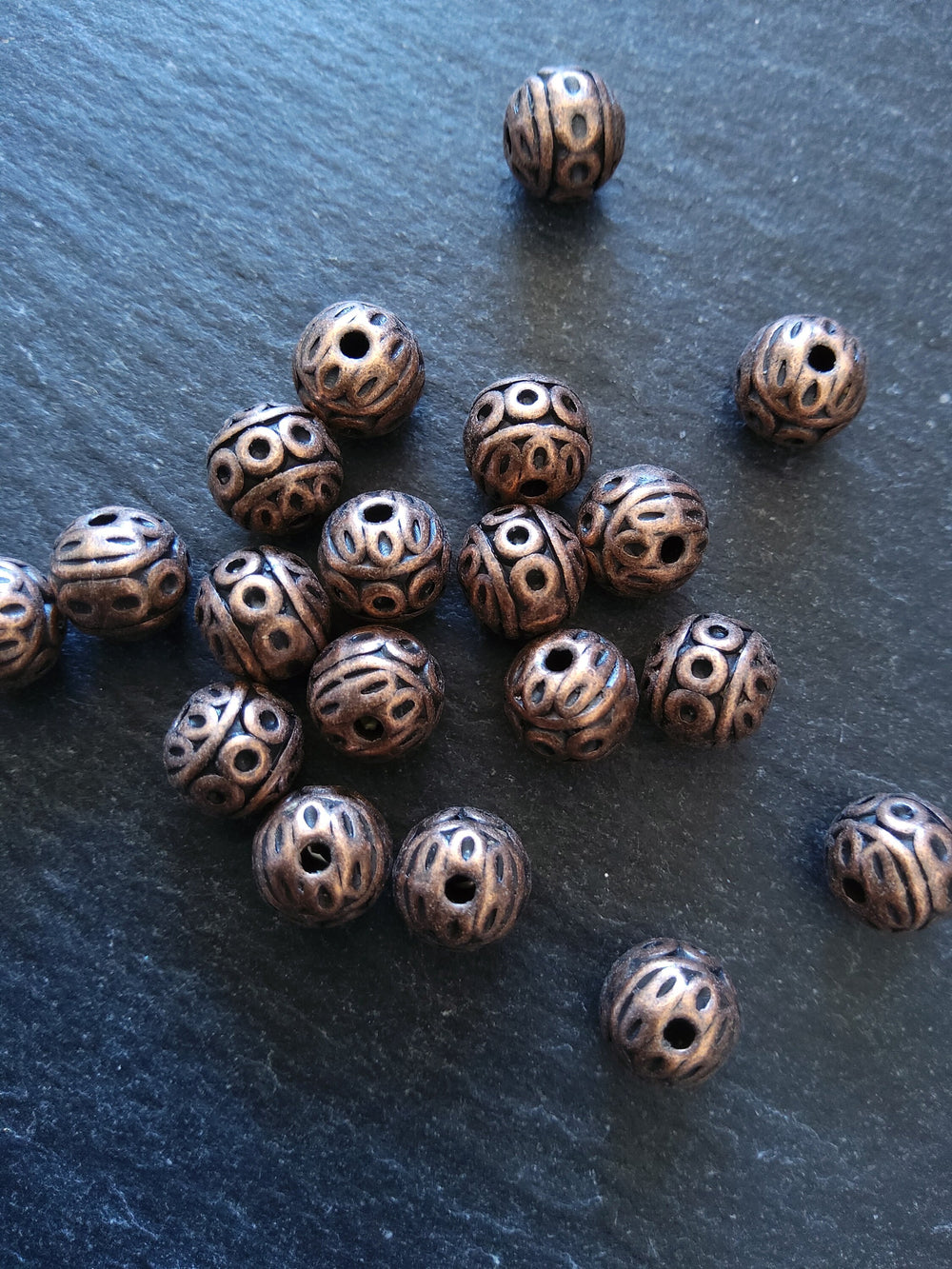 10 or 50 Antique Copper Tone 8mm Patterned Ball Beads Nickel FREE