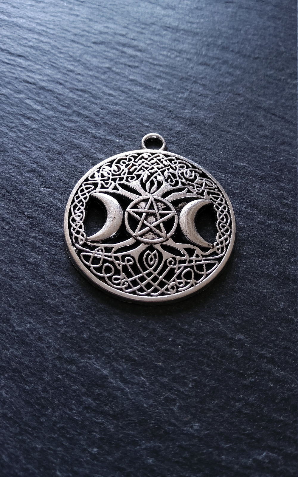 4 or 20 Round Triple Moon Pentagram Pendants Antique Silver Tone 34x39mm