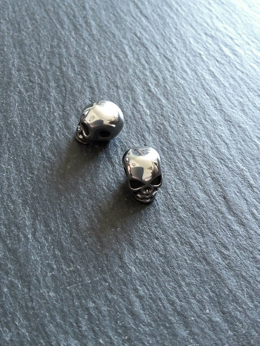 1 or 5 Stainless Steel Skull Beads 11x8x10mm Hole: 2.5mm