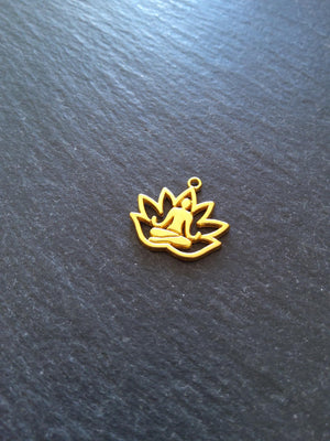 10 or 50 Bright Gold Tone Alloy Lotus Flower Meditation Yoga Charms 18x17mm