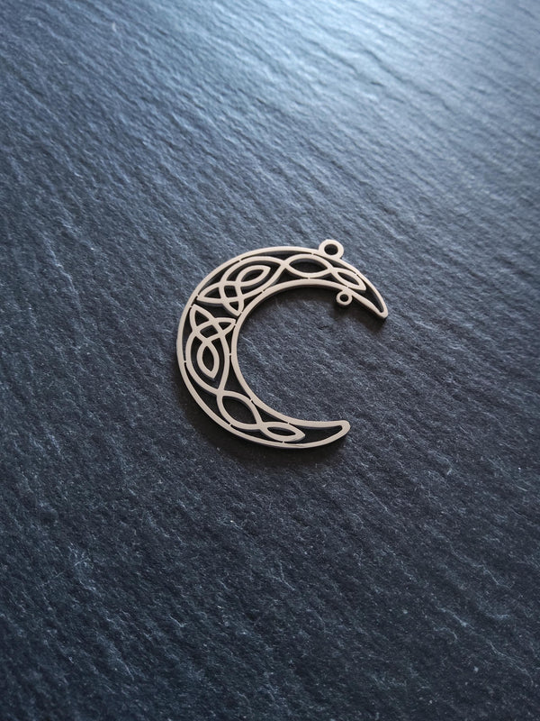 Celtic Knot Crescent Moon Connector Pendant Stainless Steel 34x28x1mm