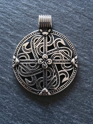 Round Viking Style Pendant Stainless Steel 43x35x7mm