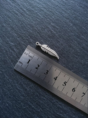 10 or 50 Antique Silver Tone Feather Charms 27x7mm - ContentedCatz