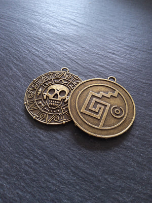 1 or 5 Aztec Skull Coin Treasure Pendants Antique Bronze Tone Alloy 43x39x2.5mm