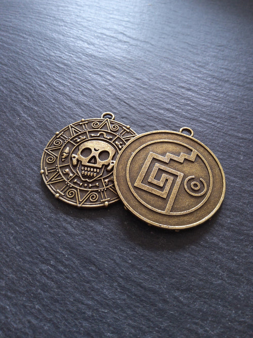1 or 5 Aztec Skull Coin Treasure Pendants Antique Bronze Tone Alloy 43x39x2.5mm