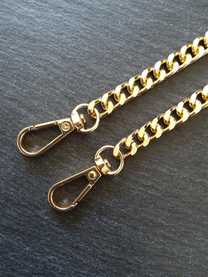 Lightweight Gold Tone Aluminium Chain Bag Strap with Clasps 63 inches (160cm) Long. 7mm Wide
