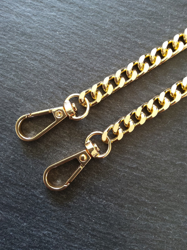 Lightweight Gold Tone Aluminium Chain Bag Strap with Clasps 63 inches (160cm) Long. 7mm Wide