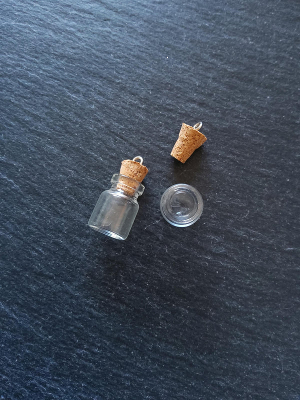 10 Little Glass Bottles with Cork Stopper Size 18x15mm