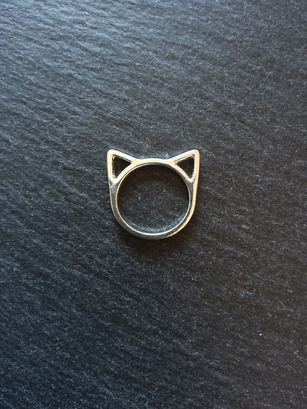 10 or 50 Antique Silver Tone Cat Face Head Connector Charms 21x20mm