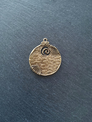 2 or 10 Large Round Boho Style Antique Bronze Alloy Pendant Swirl Pattern 52x45mm