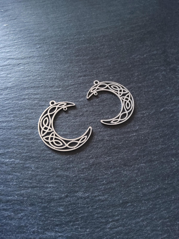Celtic Knot Crescent Moon Connector Pendant Stainless Steel 34x28x1mm