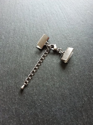 4 or 20 Stainless Steel Patterned Crimp End Sets for 15mm (5/8 inch) Wide Chokers - ContentedCatz