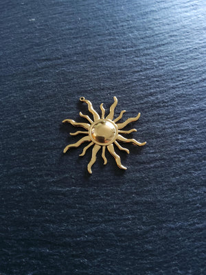 Gold Stainless Steel Sun Charms 42x39x3.5mm - ContentedCatz