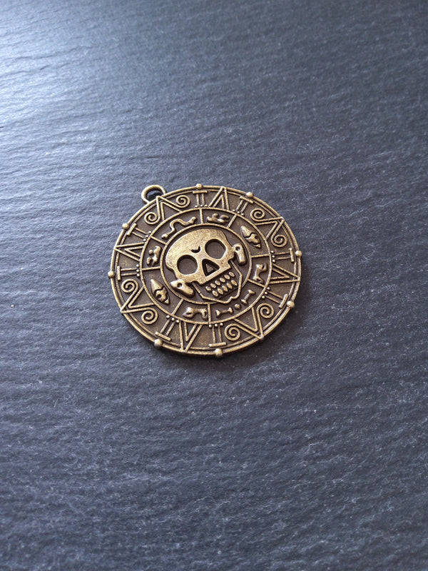 1 or 5 Aztec Skull Coin Treasure Pendants Antique Bronze Tone Alloy 43x39x2.5mm