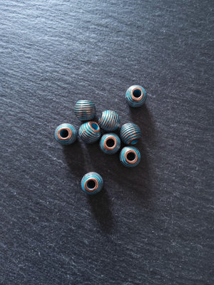 6 or 30 Patterned 9.5mm Round Banded Beads Antique Copper Tone Alloy with Blue Patina 9.5x8.5x8.5mm Hole: 3.2mm