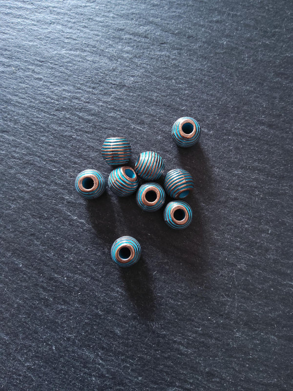 6 or 30 Patterned 9.5mm Round Banded Beads Antique Copper Tone Alloy with Blue Patina 9.5x8.5x8.5mm Hole: 3.2mm