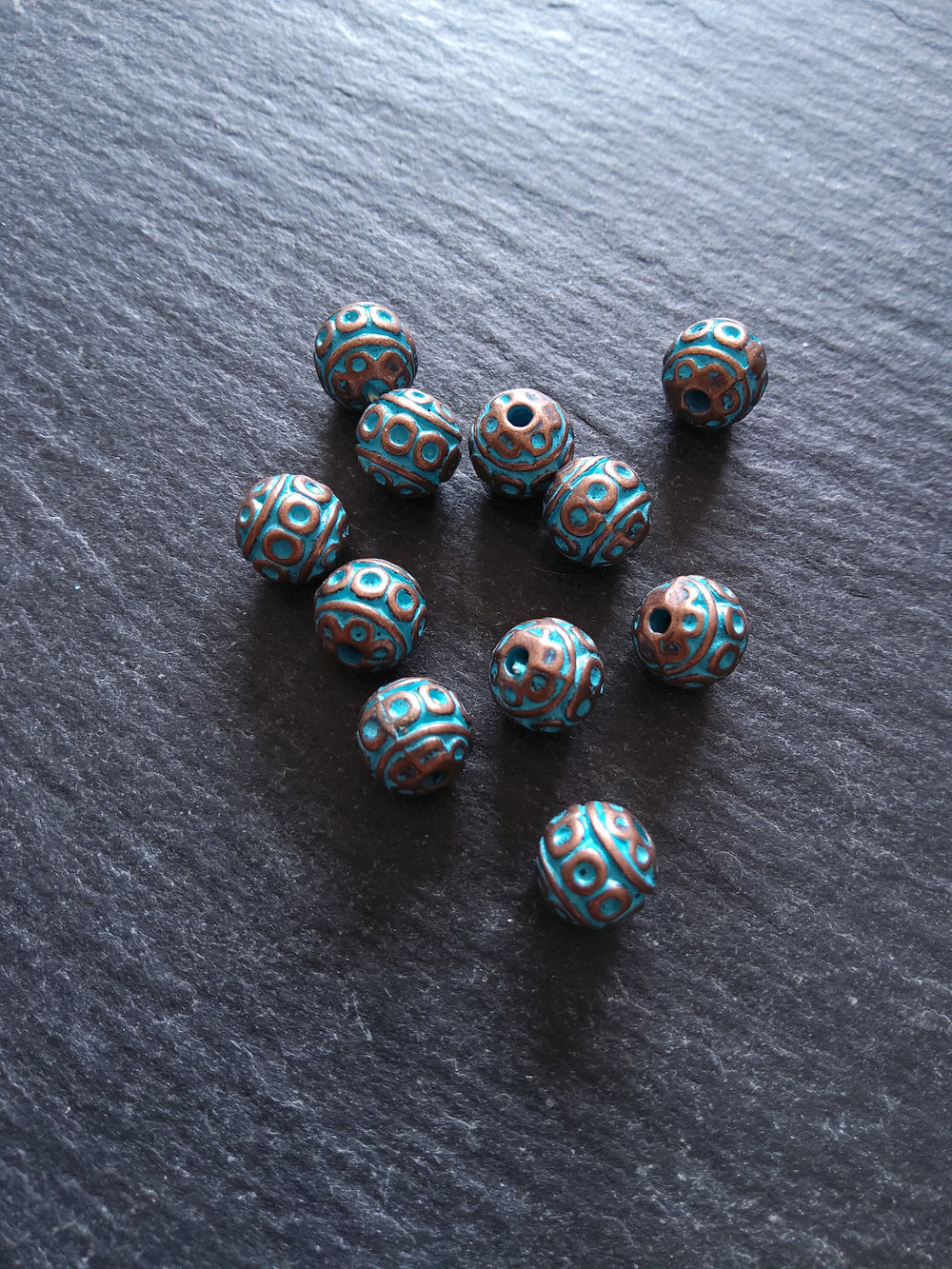 10 or 50 Antique Copper Tone 8mm Ball Beads With Blue Patina Hole: 1.8mm
