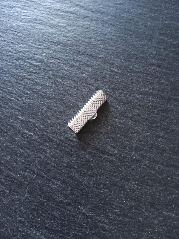 22mm (7/8") Wide Ribbon Crimp Ends 22x8mm Findings Crimps in Bright Silver or Antique Bronze Tone