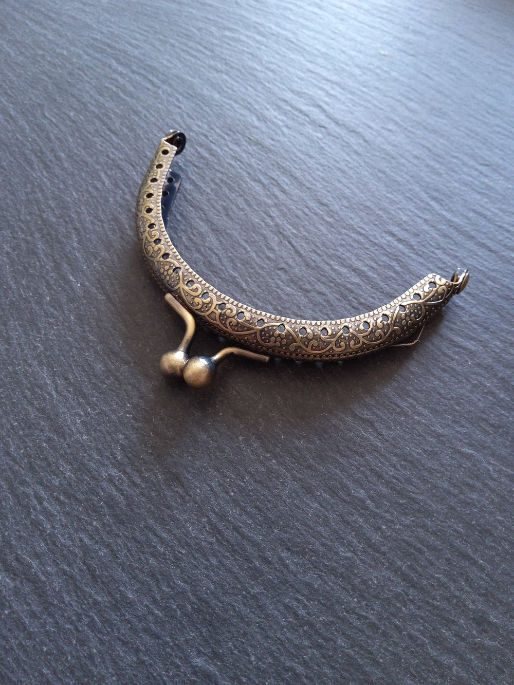 Patterned Antique Bronze 8.5cm Metal Arch Frame Kiss Clasp For Purse Bag (3 3/8 inch)
