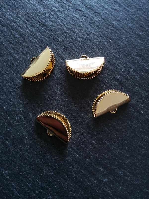 10 Gold Plated 20mm Semi-Circular Crimp Ends 20x12mm