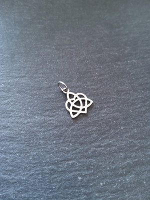 2 or 10 Stainless Steel Irish Love Knot Silver Charms 15x12mm