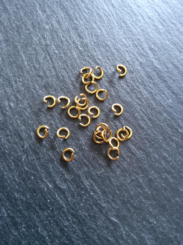 20 or 100 Real 18K Gold Ion Plated 5mm Diameter Strong Stainless Steel Jump Rings 0.8mm (20 Gauge) Inner Diameter: 3.1mm
