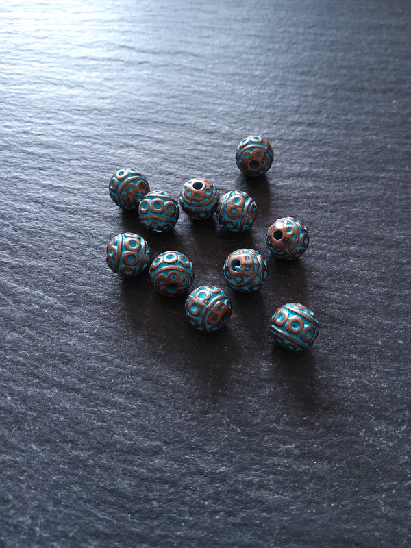 10 or 50 Antique Copper Tone 8mm Ball Beads With Blue Patina Hole: 1.8mm