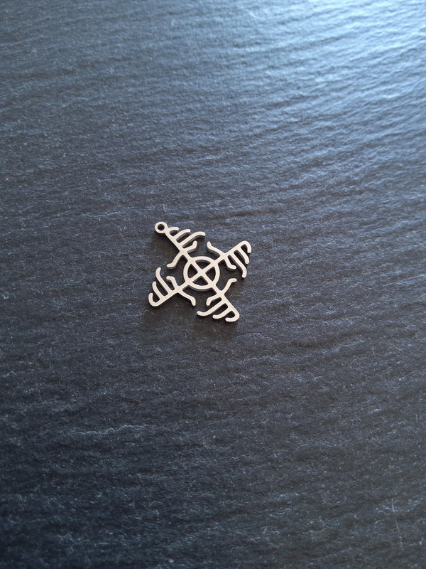 Small Icelandic Ginfaxi Stave Charm Stainless Steel 22x20mm - ContentedCatz