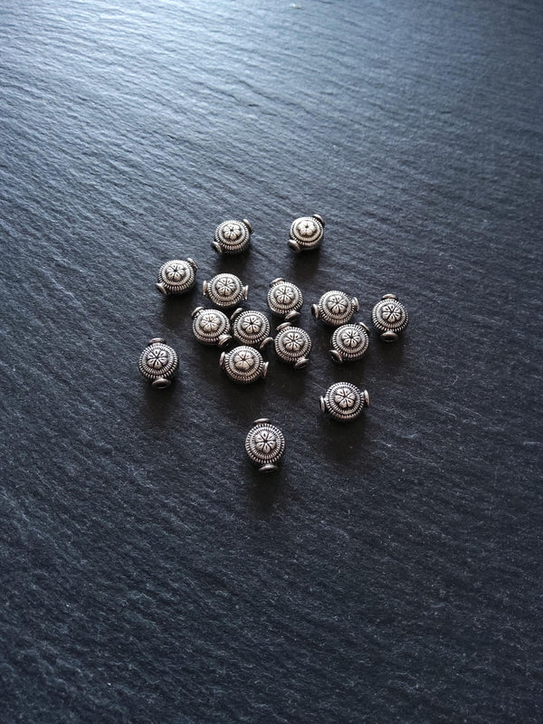 10 or 50 Silver Tone 8mm Flower Design Flattened Rounded Spacer Beads 10x8x5mm, Hole: 1.5mm