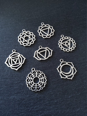 1 Full Set of The Seven Chakras Charms in Antique Silver Tone Metal Alloy average 30x25mm