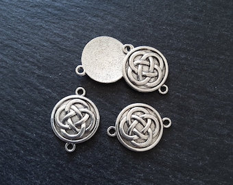 8 or 40 Celtic Knot Connector Charms Antique Silver Tone Round 27x20mm