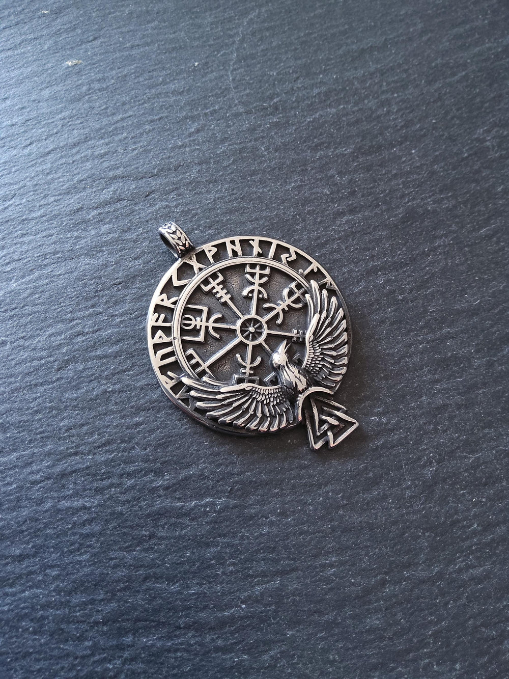 Large Round Raven & Vegvísir Wayfinder Compass Pendant Stainless Steel 56x41mm