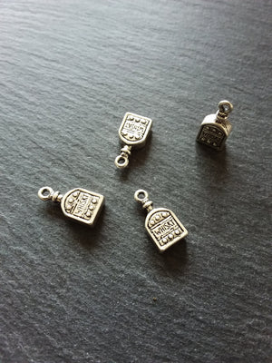 4 or 20 Whiskey Bottle Charms 3D Antique Silver Tone Alloy 18x9x4mm