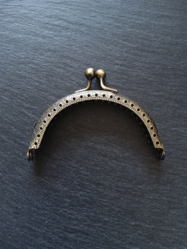 Patterned Antique Bronze 8.5cm Metal Arch Frame Kiss Clasp For Purse Bag (3 3/8 inch)