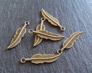 10 or 50 Antique Bronze Tone Feather Charms 30x8x1.5mm Nickel FREE - ContentedCatz